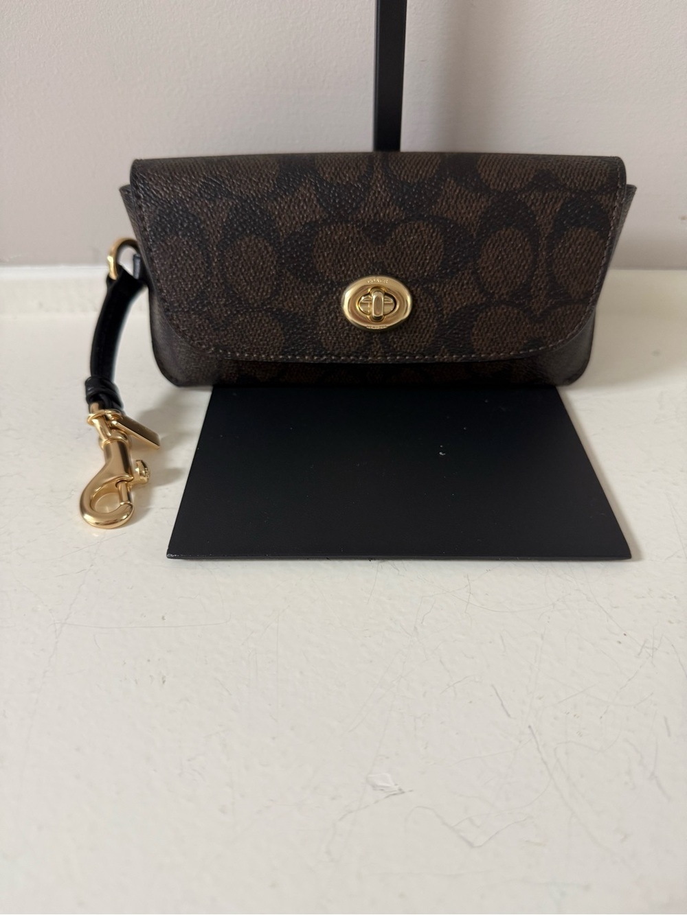 Coach Signature Leather Brown Turnlock Glasses Case NWOT!
